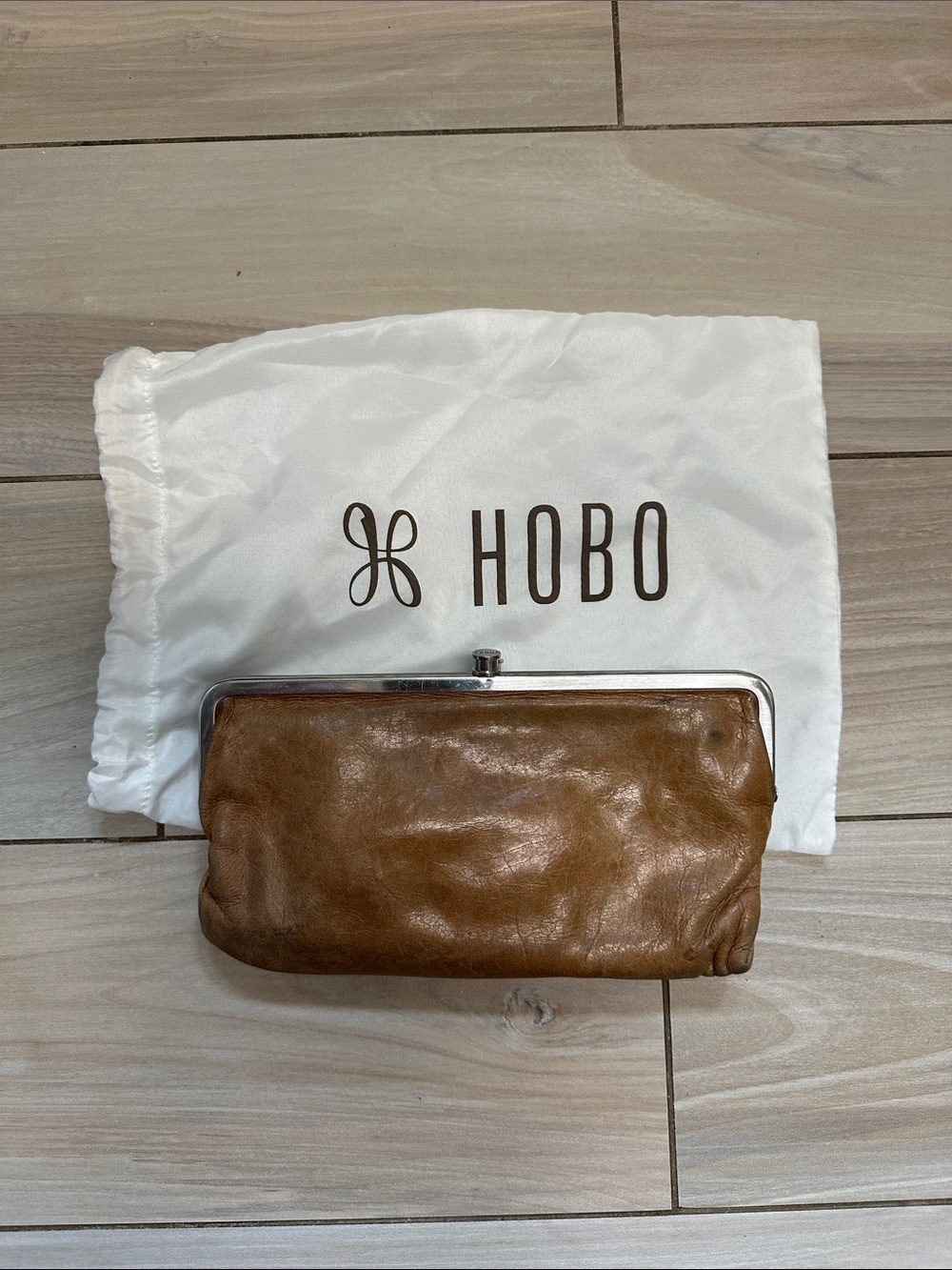 HOBO Caramel Brown Leather Wallet Clutch with dust bag